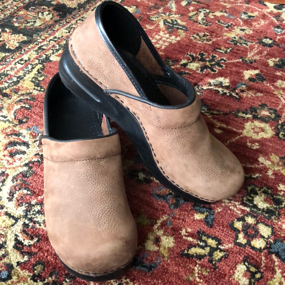 Sanita Danish Brown Leather Clogs, UK size 38, US size 8